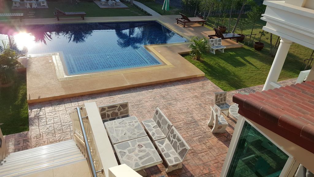 East Shore Pattaya Resort Nong Prue Esterno foto