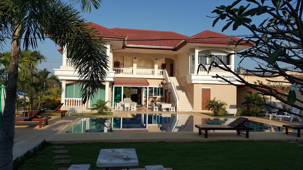 East Shore Pattaya Resort Nong Prue Esterno foto